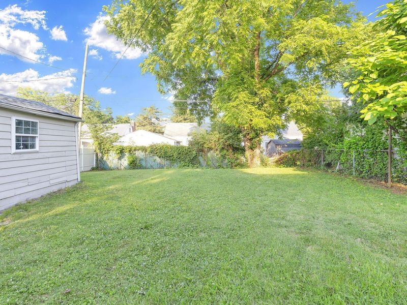 1120 Wildwood Avenue , Columbus, OH 43219 Photo 31