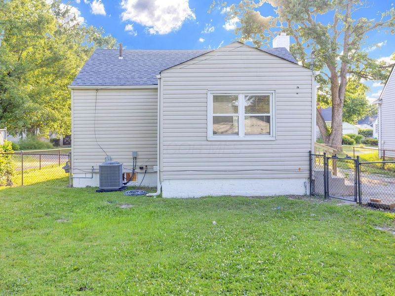 1120 Wildwood Avenue , Columbus, OH 43219 Photo 33