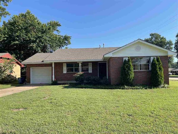 1624 E willham Drive, Stillwater, OK 74075