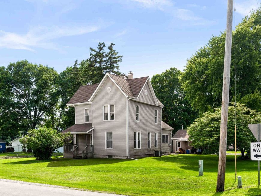 Main Photo