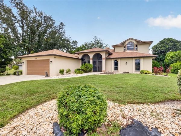 6090 Anchorline CT, NORTH FORT MYERS, FL 33917