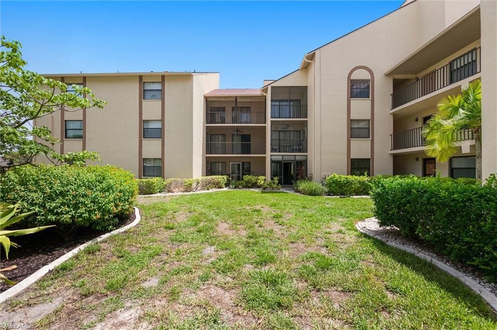13240 White Marsh Ln, Unit 10, Fort Myers, FL 33912 Photo