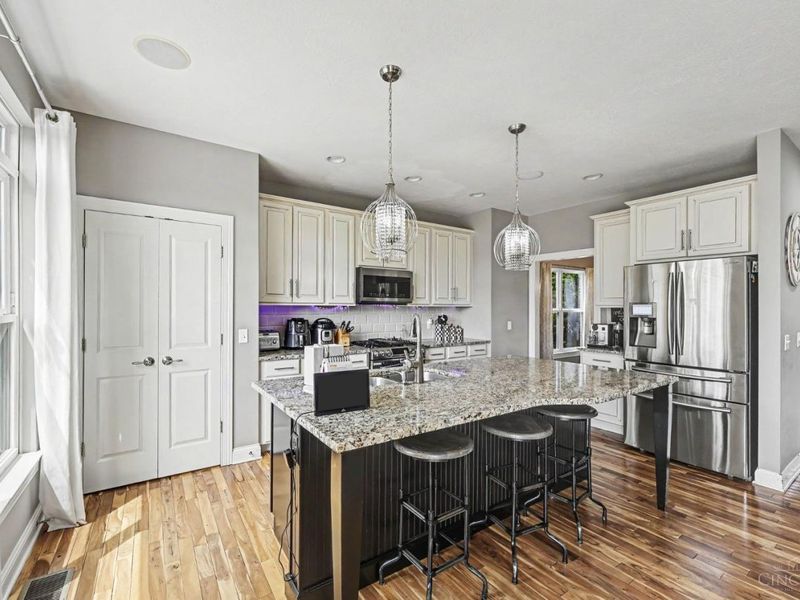1350 Clydesdale Court, Washington Township, OH 45458 Photo 6