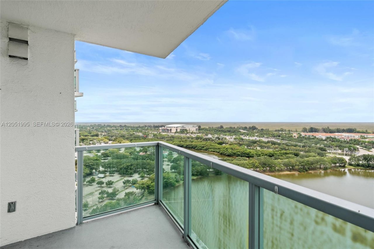 2681 N Flamingo Rd , Unit 2205S, Sunrise, FL 33323 Photo