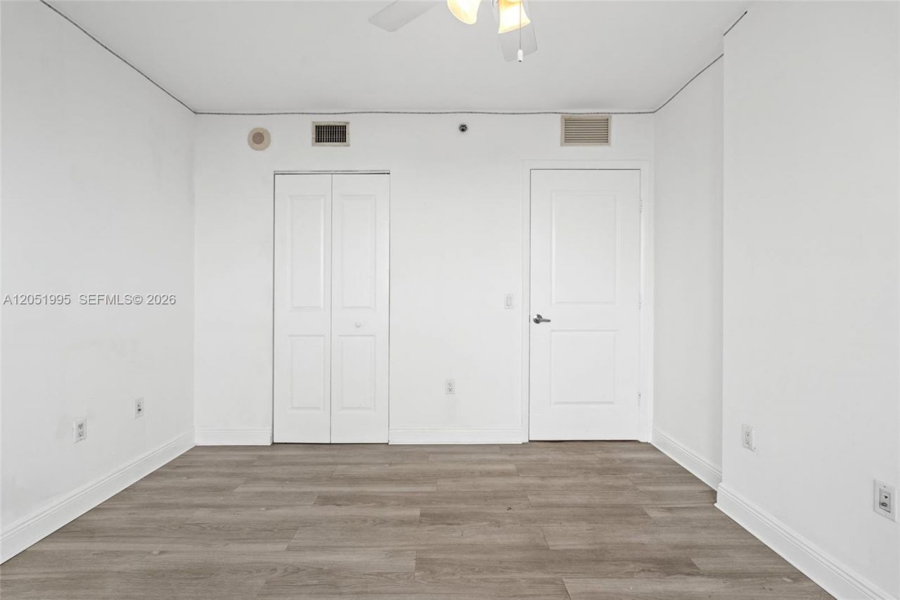 2681 N Flamingo Rd , Unit 2205S, Sunrise, FL 33323 Photo
