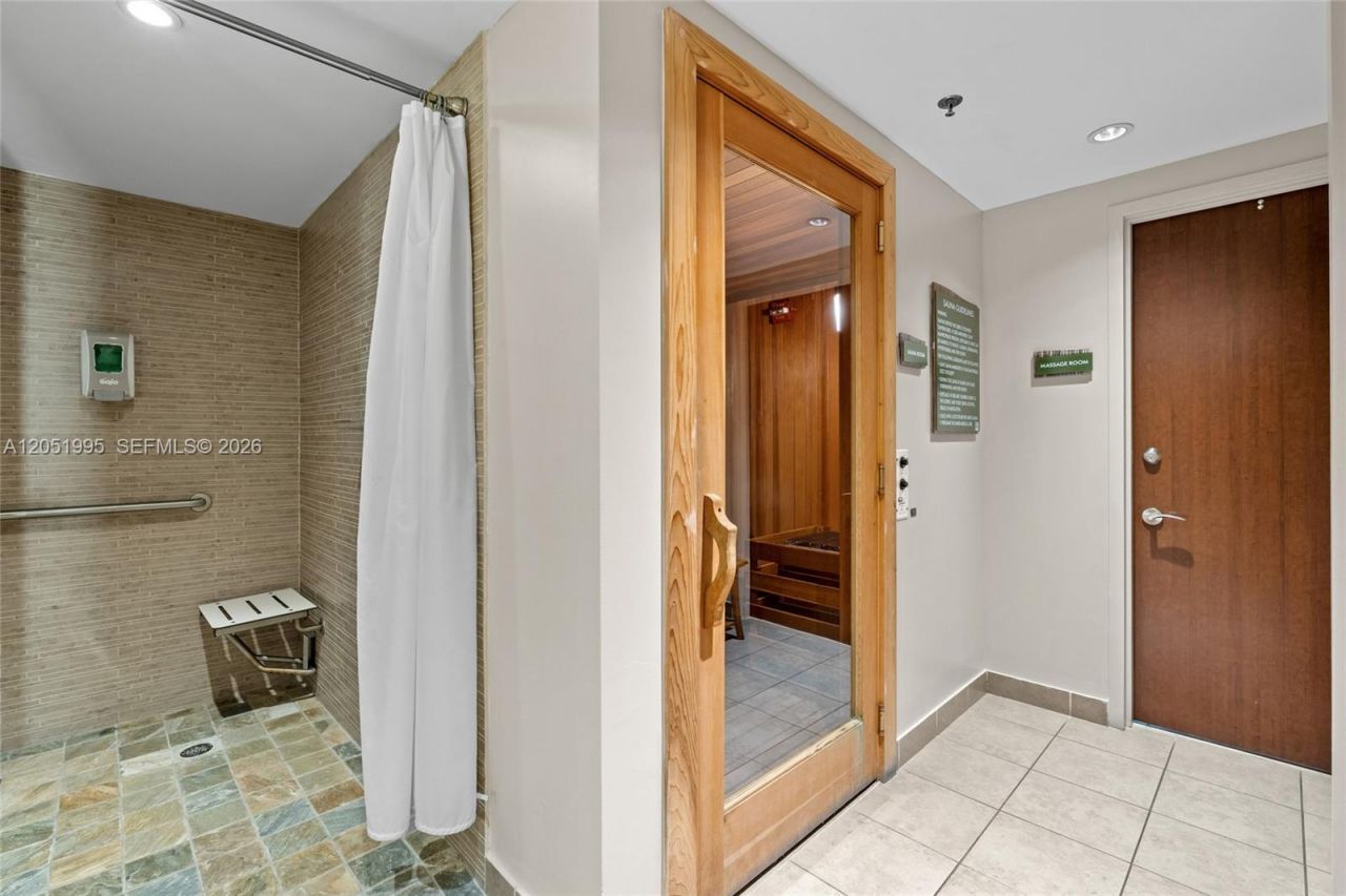 2681 N Flamingo Rd , Unit 2205S, Sunrise, FL 33323 Photo