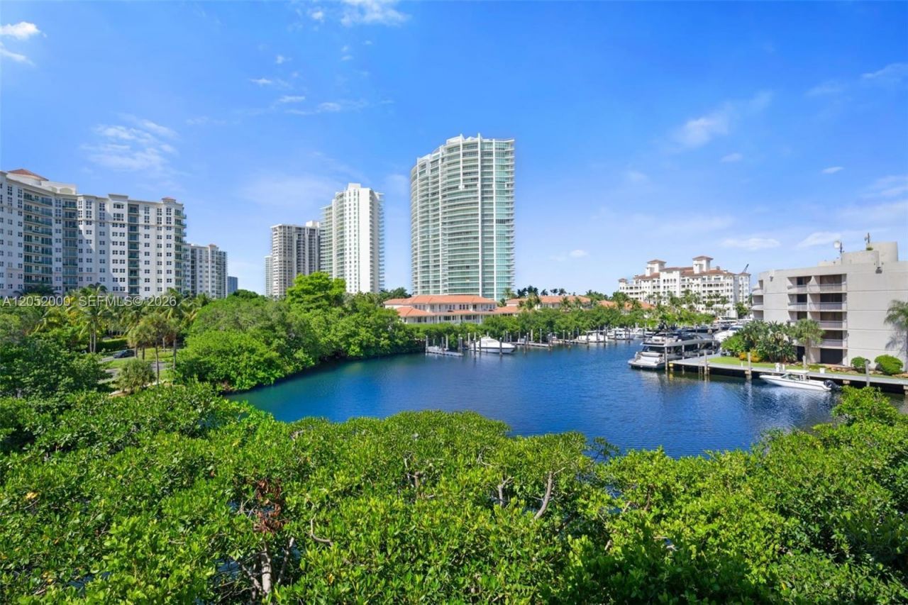 19999 E Country Club Dr , Unit 1406, Aventura, FL 33180 Photo
