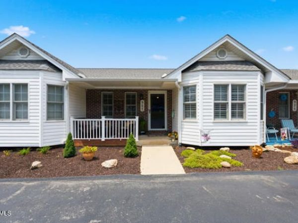 927 West G Street, Unit 927, Elizabethton, TN 37643