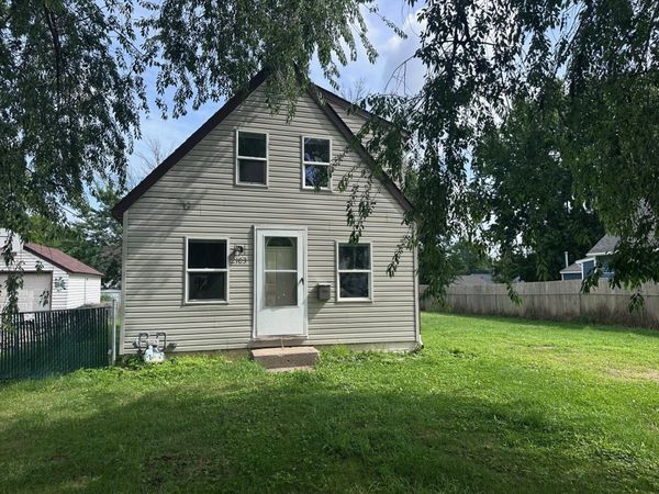 2103 3rd Avenue NE, Austin, MN 55912