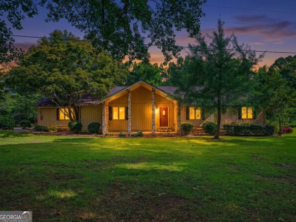 6998 Columbus Road, Lizella, GA 31052