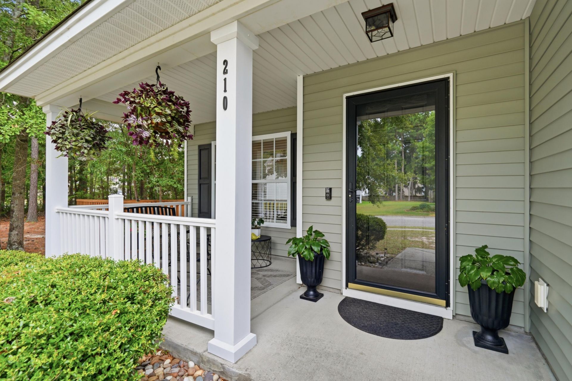210 Breckingridge Drive Photo 4