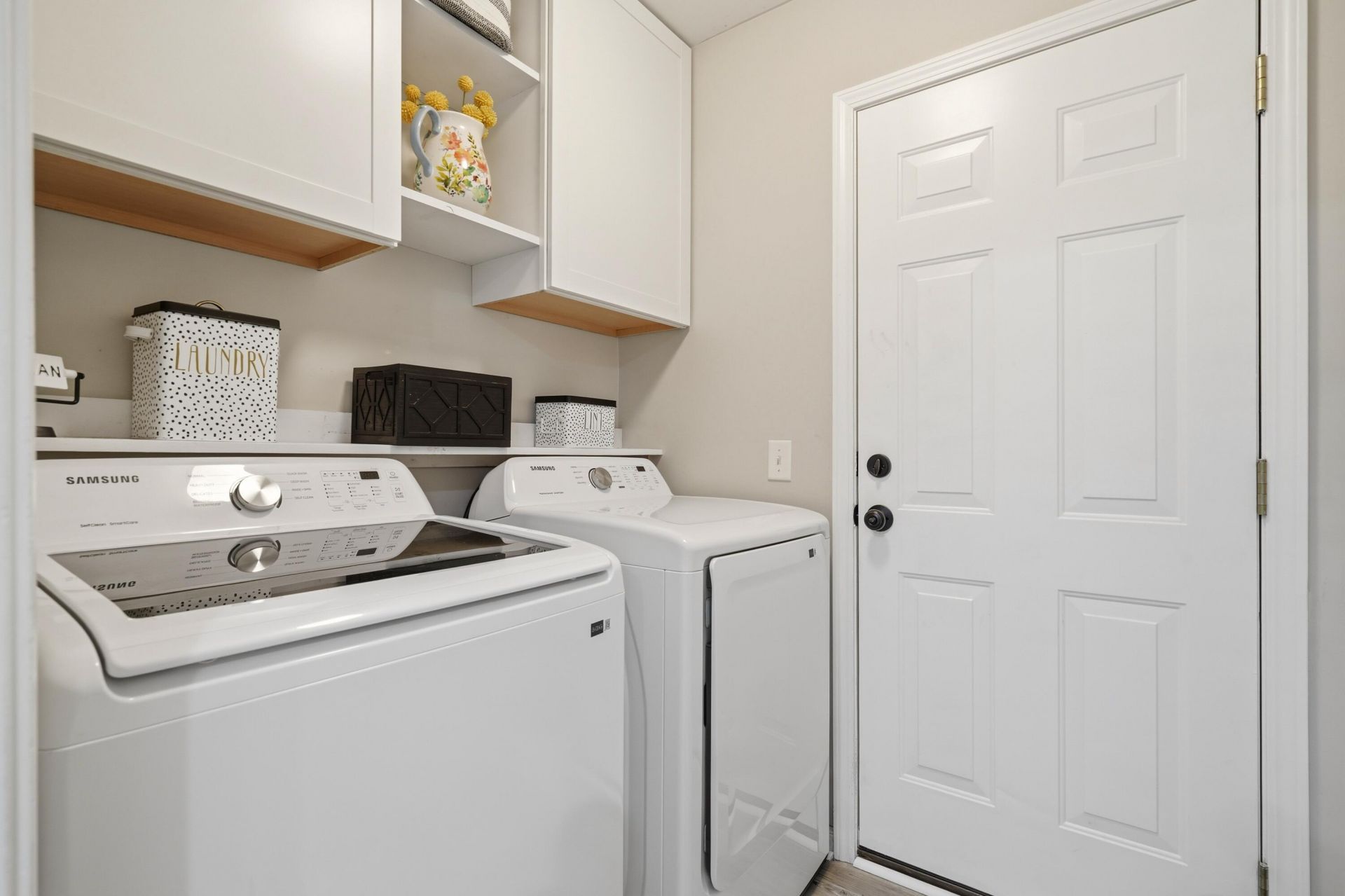 210 Breckingridge Drive Photo 8