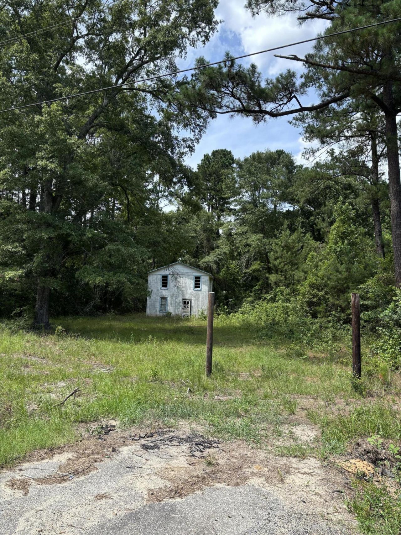 1458 Old Highway 6 Photo 2
