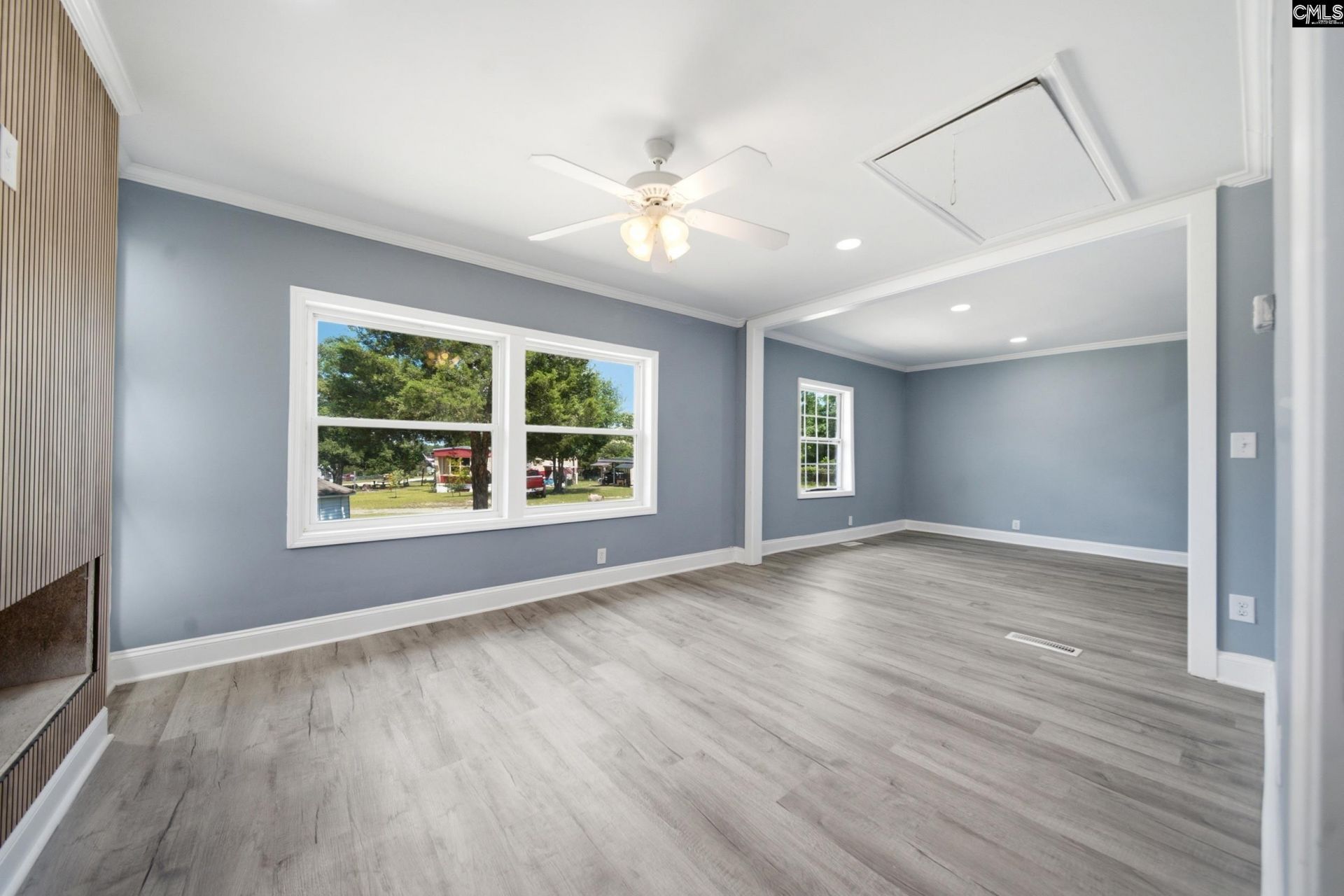 315 Sandy Springs Lane  Photo 14