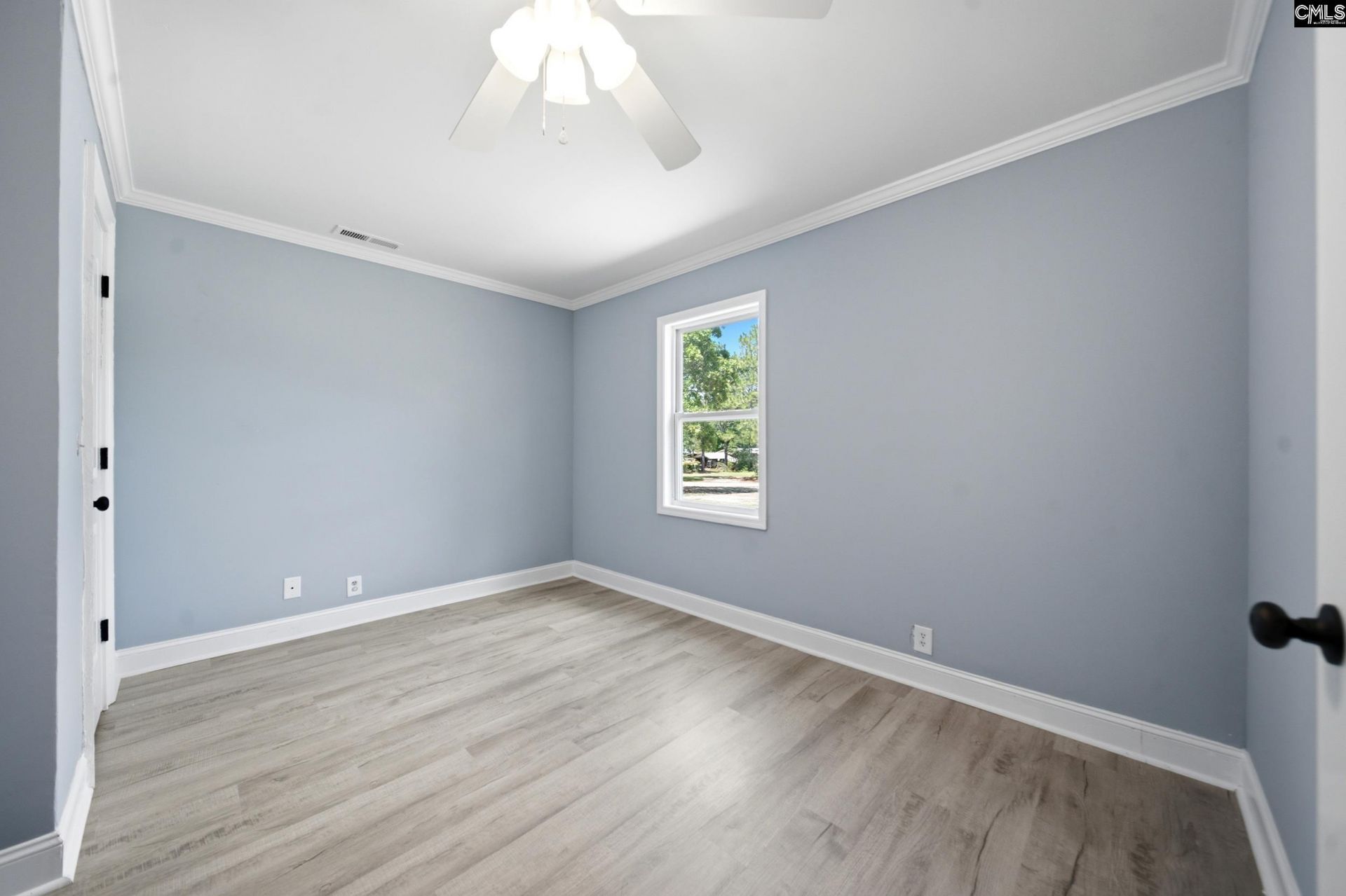 315 Sandy Springs Lane  Photo 18