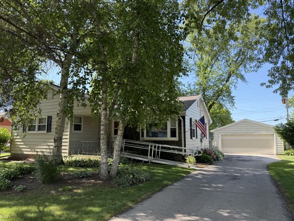 5232 W Donna Dr, Brown Deer, WI 53223