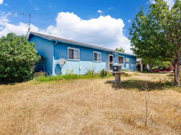 516 MEADOWLARK DR, Box Elder, SD 57719