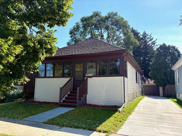 6623 33RD AVENUE, Kenosha, WI 53142