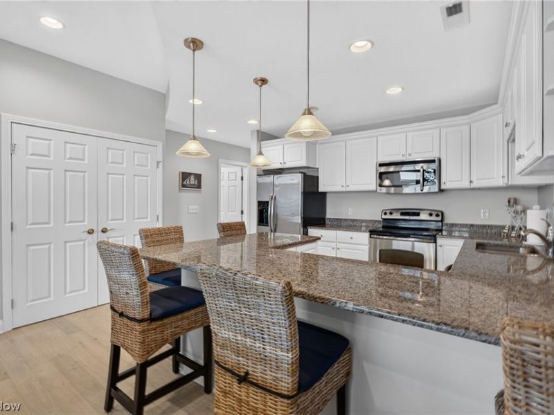3191 N Beach Towne Court, Port Clinton, OH 43452 Photo 11