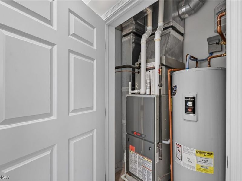 3191 N Beach Towne Court, Port Clinton, OH 43452 Photo 25