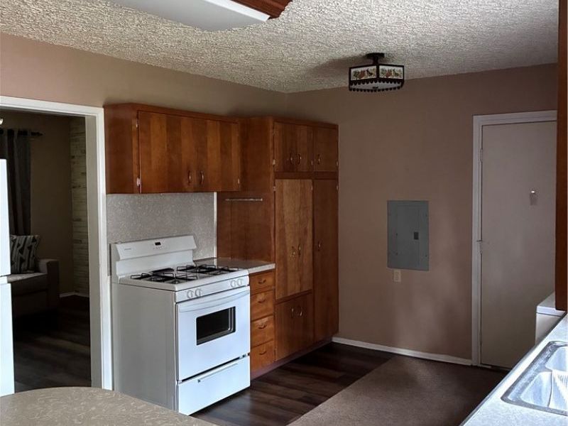 2400 Midway Avenue NE, Canton, OH 44705 Photo 10