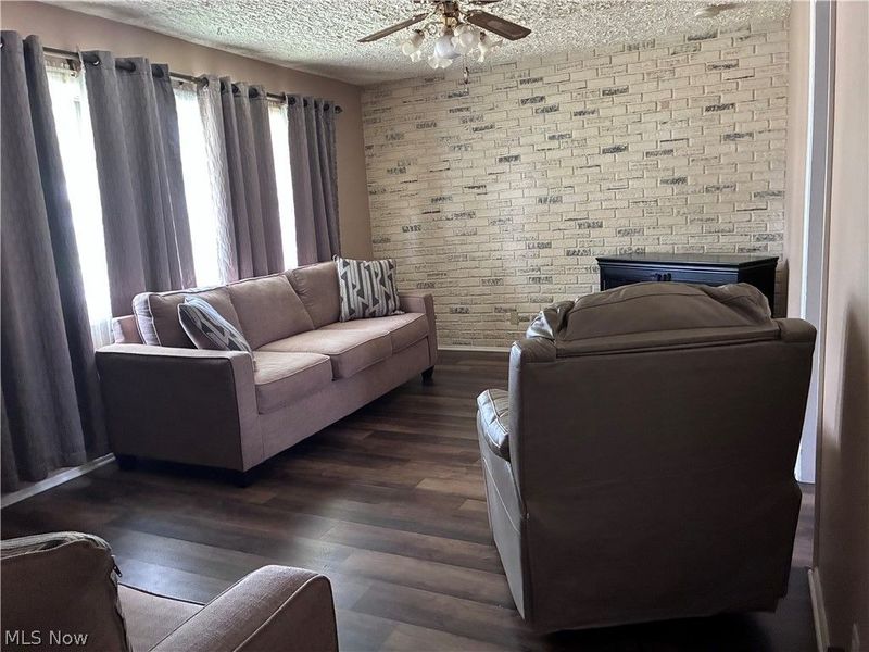 2400 Midway Avenue NE, Canton, OH 44705 Photo 6