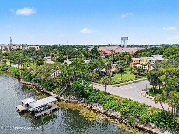 241 Indian River Drive, Cocoa, FL 32922