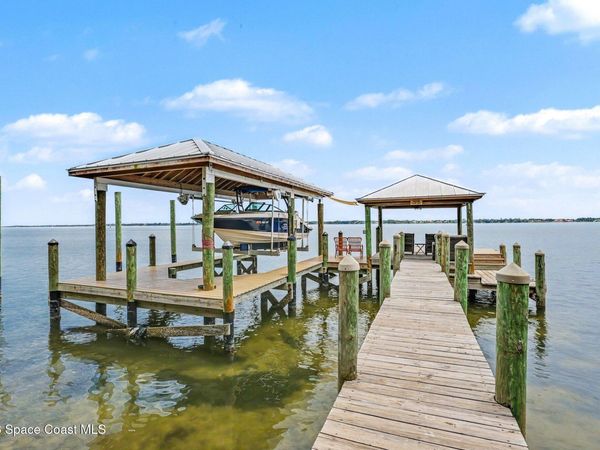 241 Indian River Drive, Cocoa, FL 32922