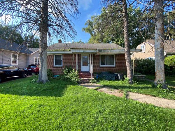 2336 19th Avenue, ROCKFORD, IL 61104