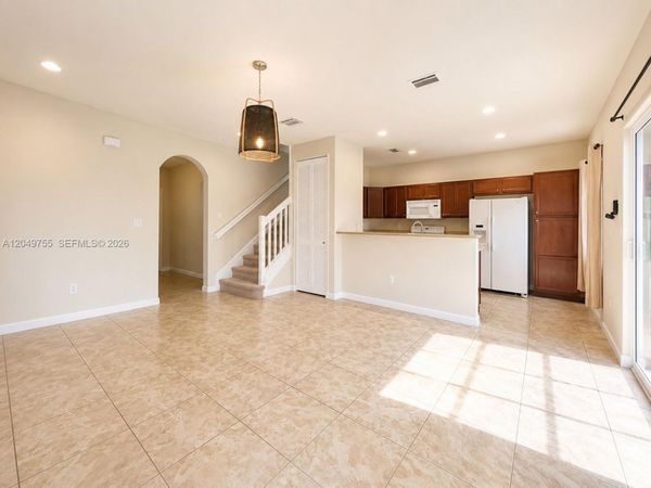 17001 SW 96th St, Miami, FL 33196