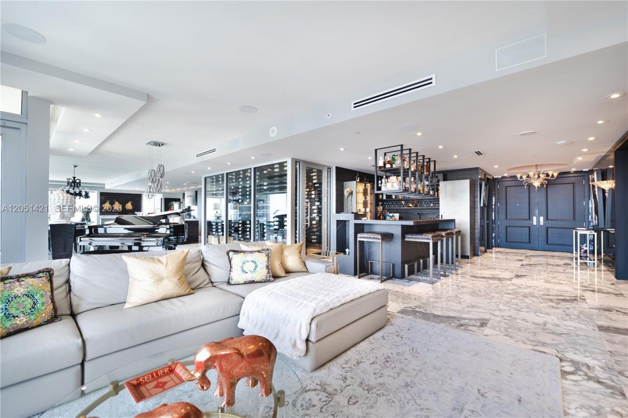 1425 Brickell Ave, Unit PH3AB, Miami, FL 33131 Photo