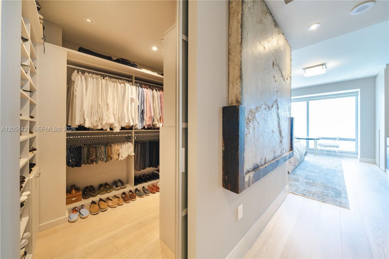 1425 Brickell Ave, Unit PH3AB, Miami, FL 33131 Photo