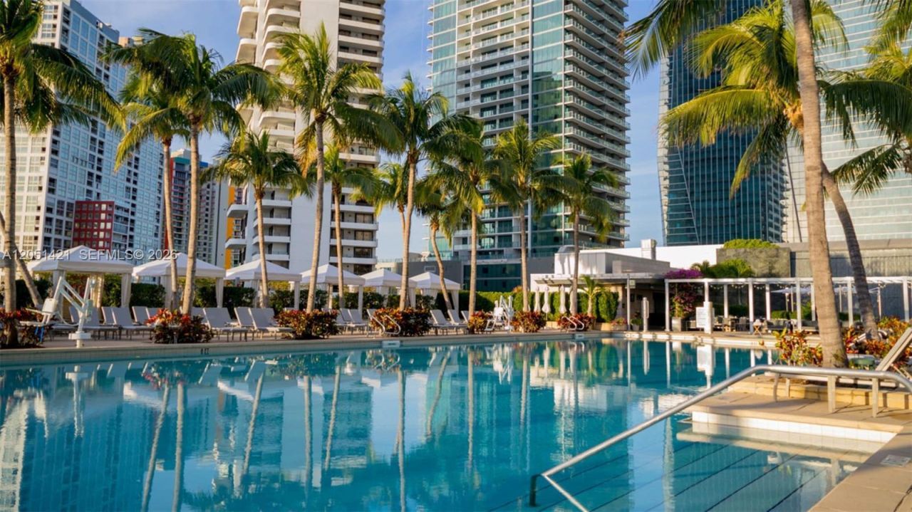 1425 Brickell Ave, Unit PH3AB, Miami, FL 33131 Photo