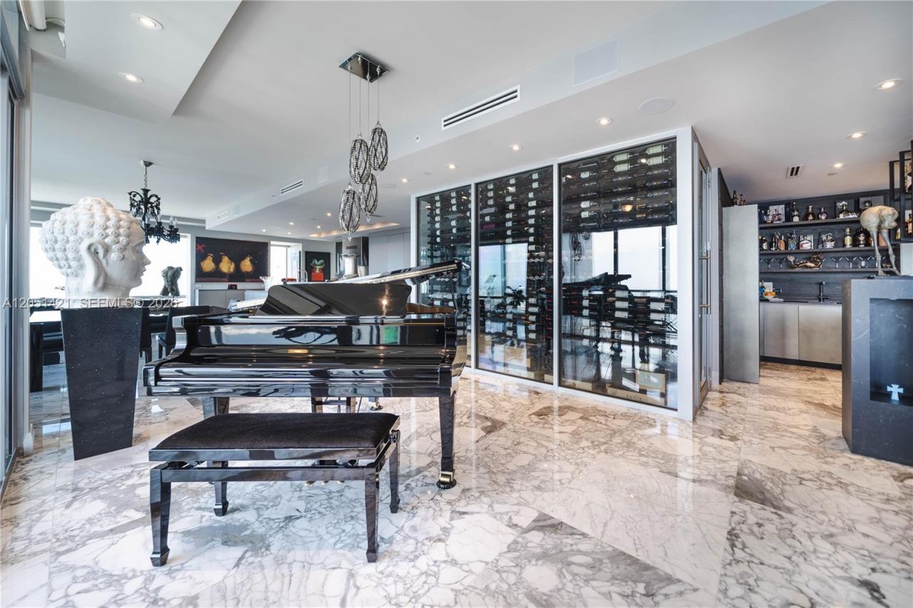 1425 Brickell Ave, Unit PH3AB, Miami, FL 33131 Photo
