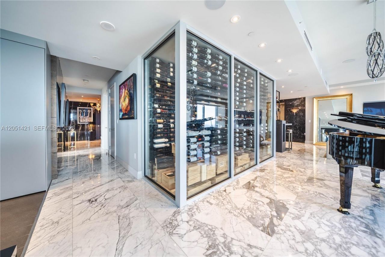 1425 Brickell Ave, Unit PH3AB, Miami, FL 33131 Photo