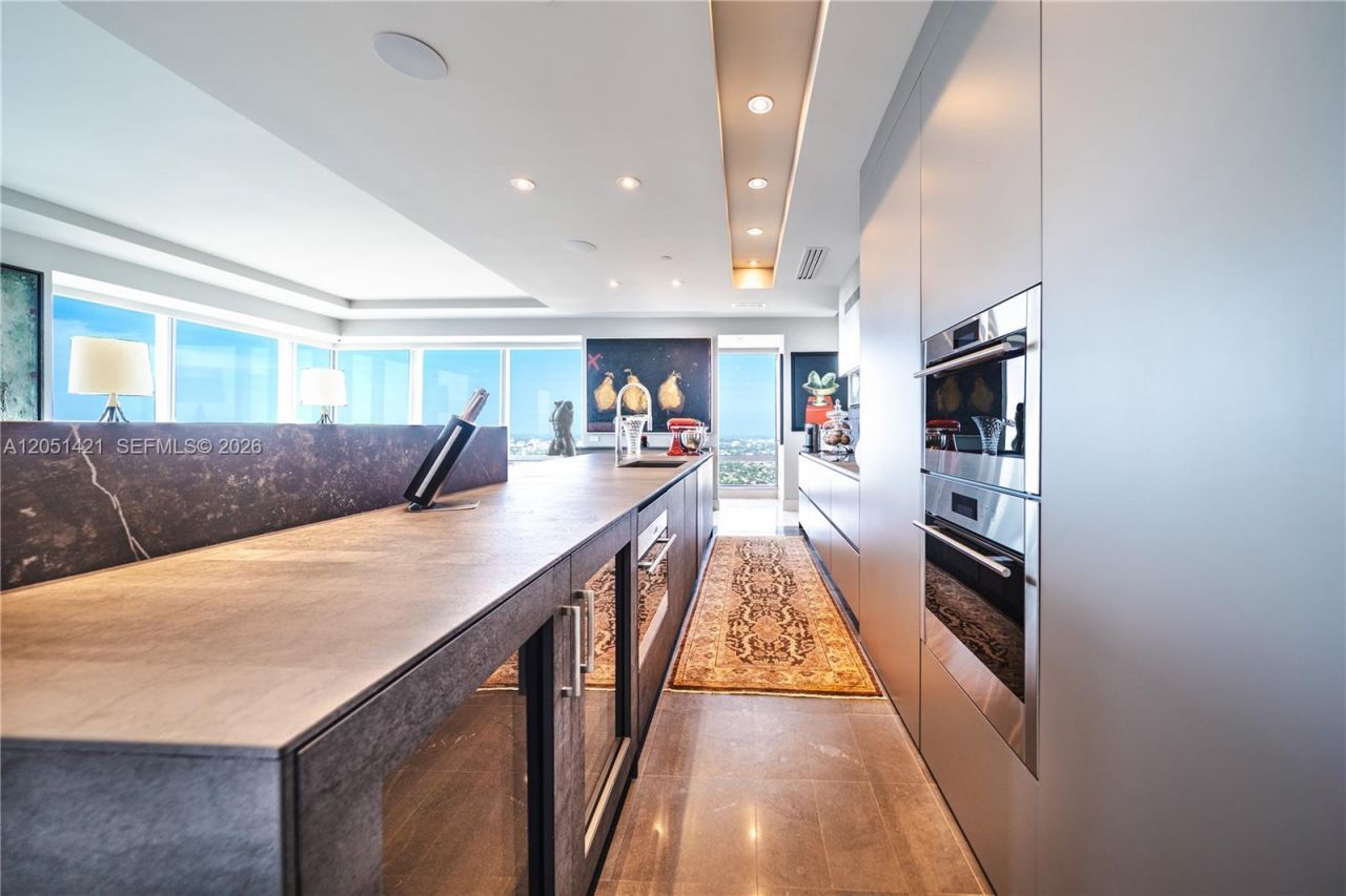 1425 Brickell Ave, Unit PH3AB, Miami, FL 33131 Photo