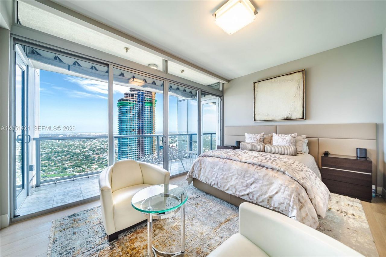 1425 Brickell Ave, Unit PH3AB, Miami, FL 33131 Photo