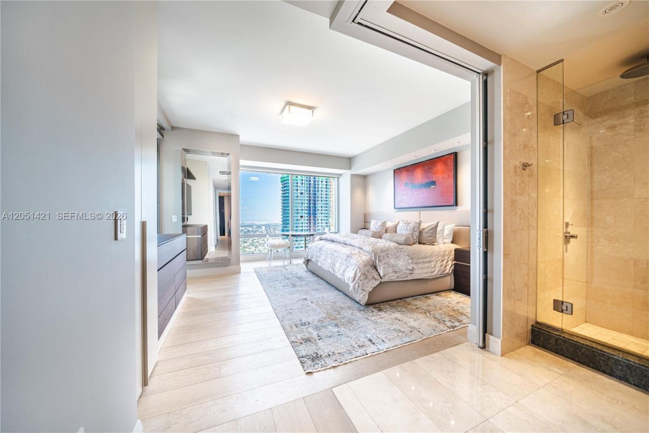 1425 Brickell Ave, Unit PH3AB, Miami, FL 33131 Photo