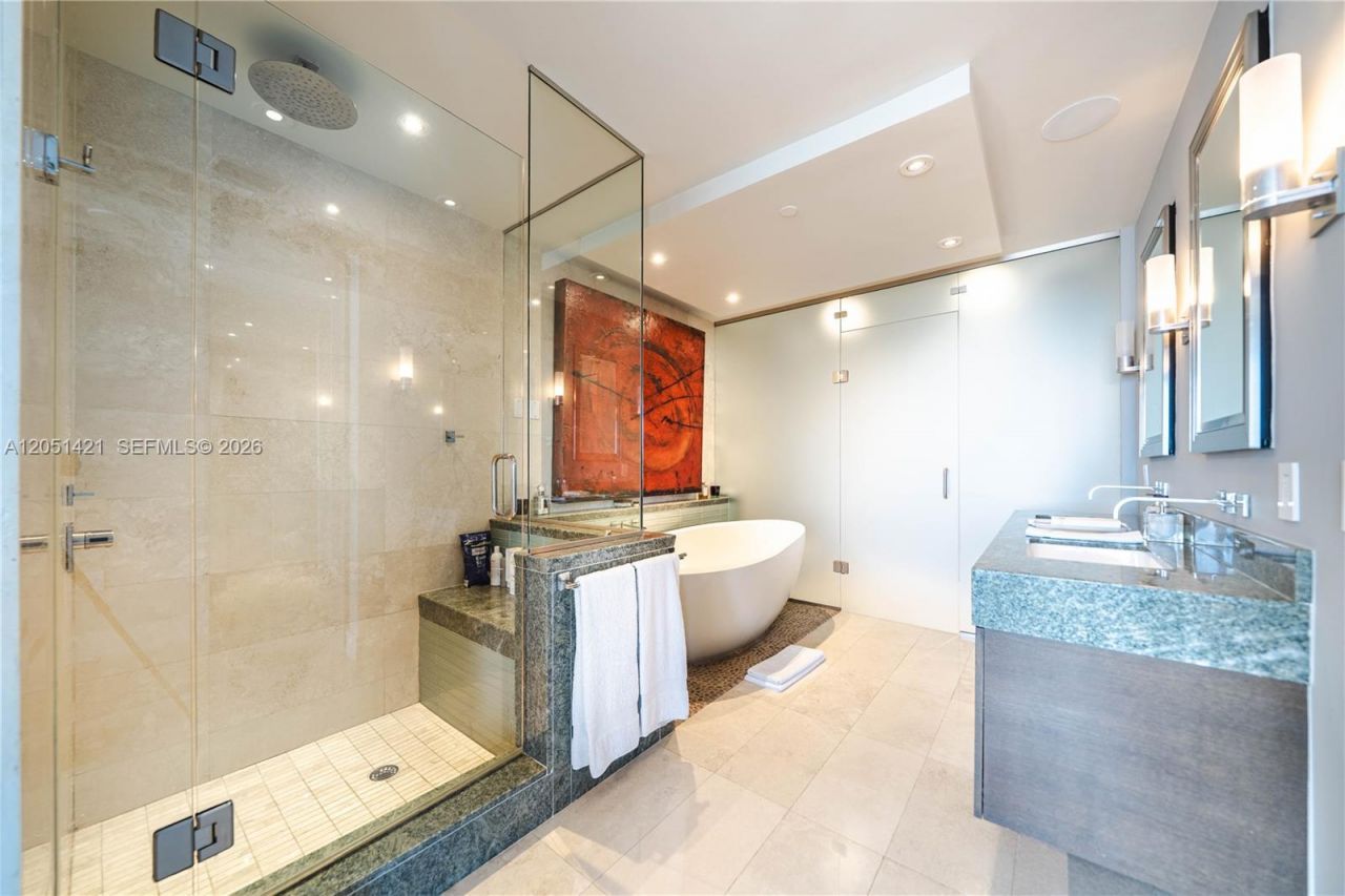 1425 Brickell Ave, Unit PH3AB, Miami, FL 33131 Photo