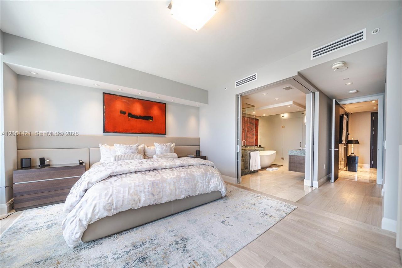 1425 Brickell Ave, Unit PH3AB, Miami, FL 33131 Photo