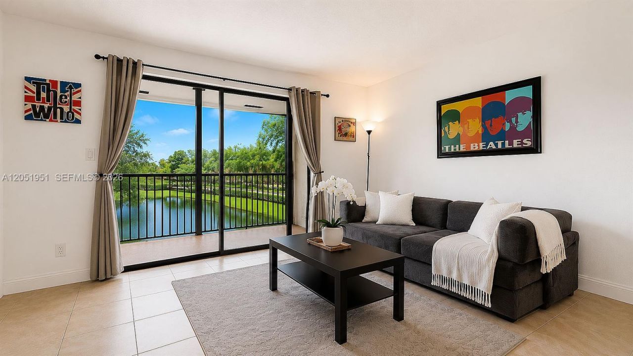 15701 W Waterside Cir, Unit 205, Sunrise, FL 33326 Photo