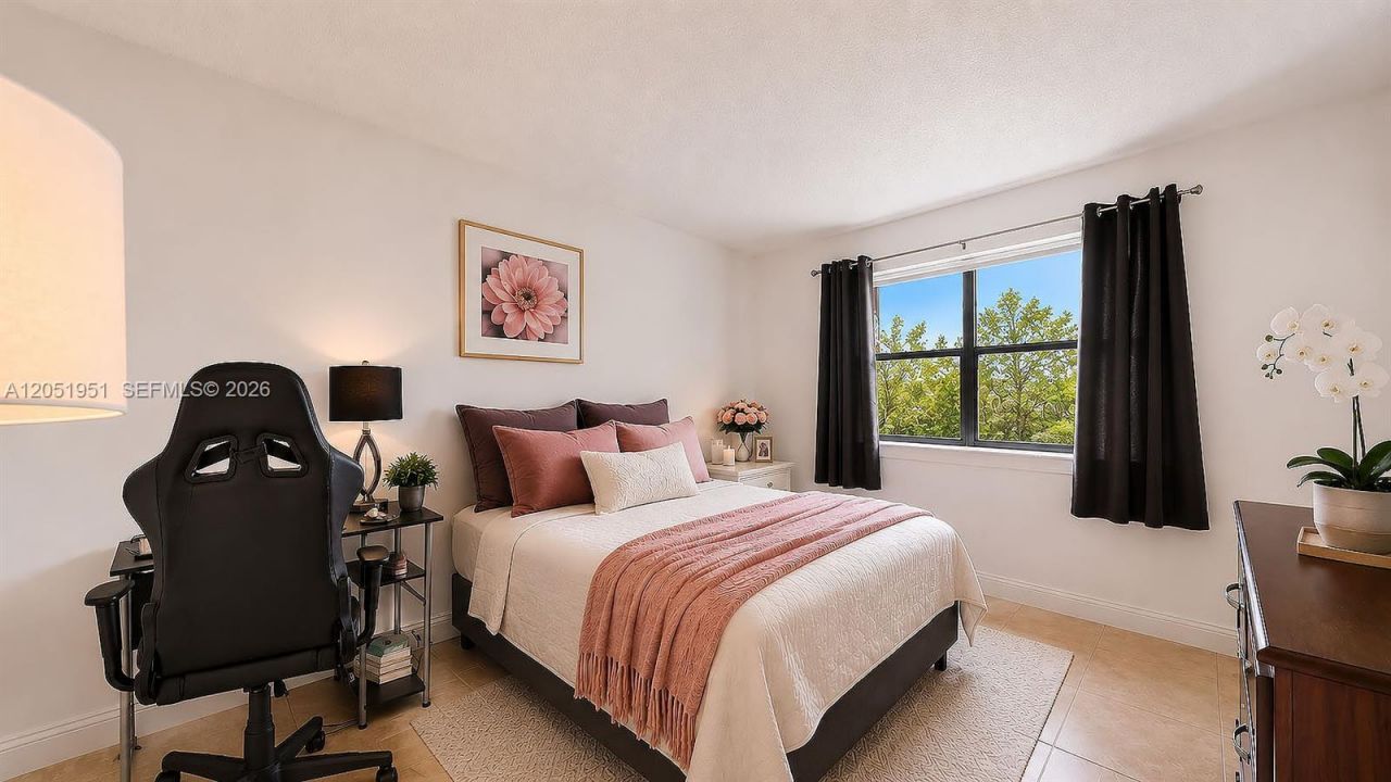 15701 W Waterside Cir, Unit 205, Sunrise, FL 33326 Photo