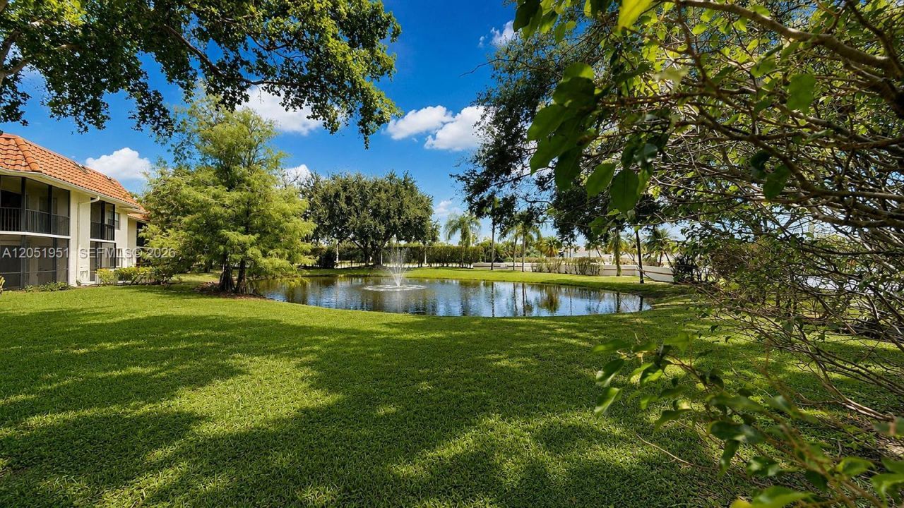 15701 W Waterside Cir, Unit 205, Sunrise, FL 33326 Photo