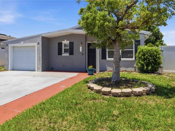 2713 W BRADDOCK STREET , TAMPA, FL 33607