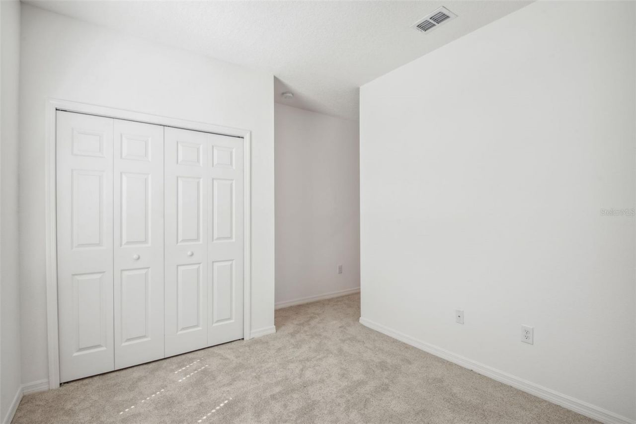 5756 Spotted Harrier Way , Lithia, FL 33547 Photo