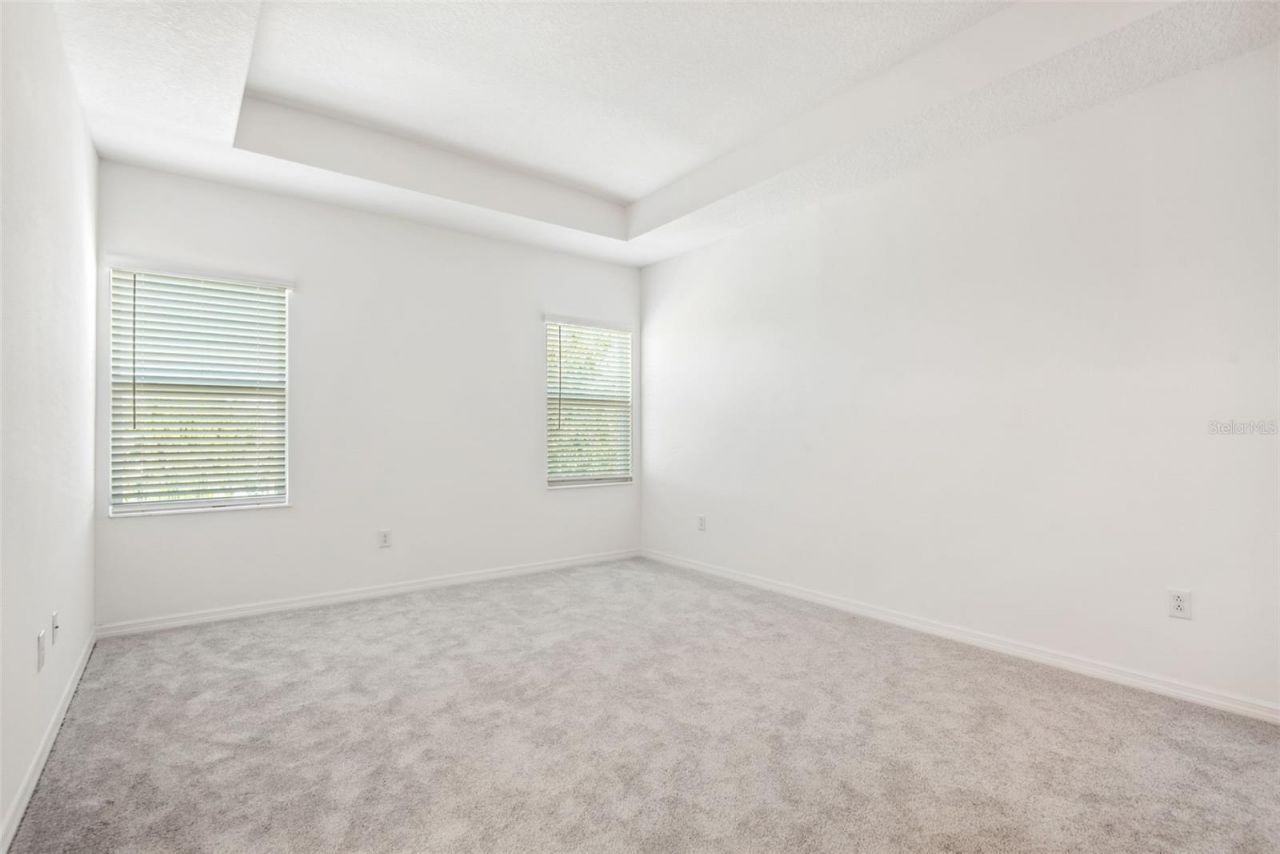 5756 Spotted Harrier Way , Lithia, FL 33547 Photo