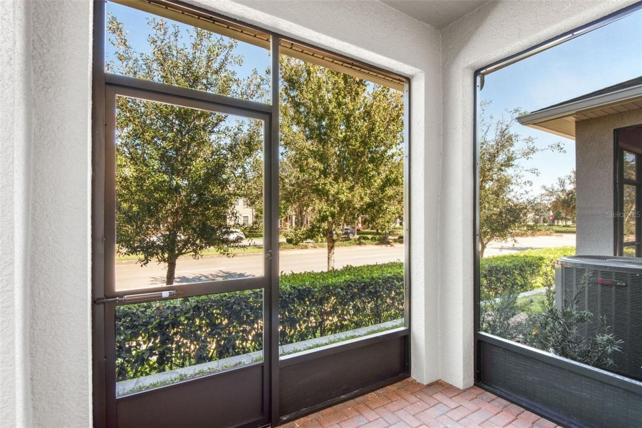 5756 Spotted Harrier Way , Lithia, FL 33547 Photo