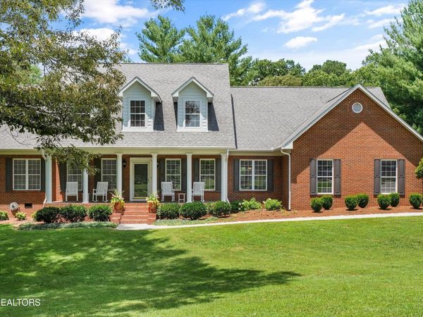 2039 Chasewood Lane, Maryville, TN 37803