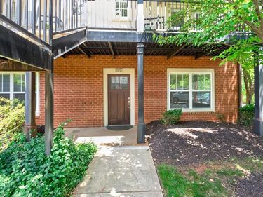1915 BEECHCREST CT, Unit 101, CHARLOTTESVILLE, VA 22903