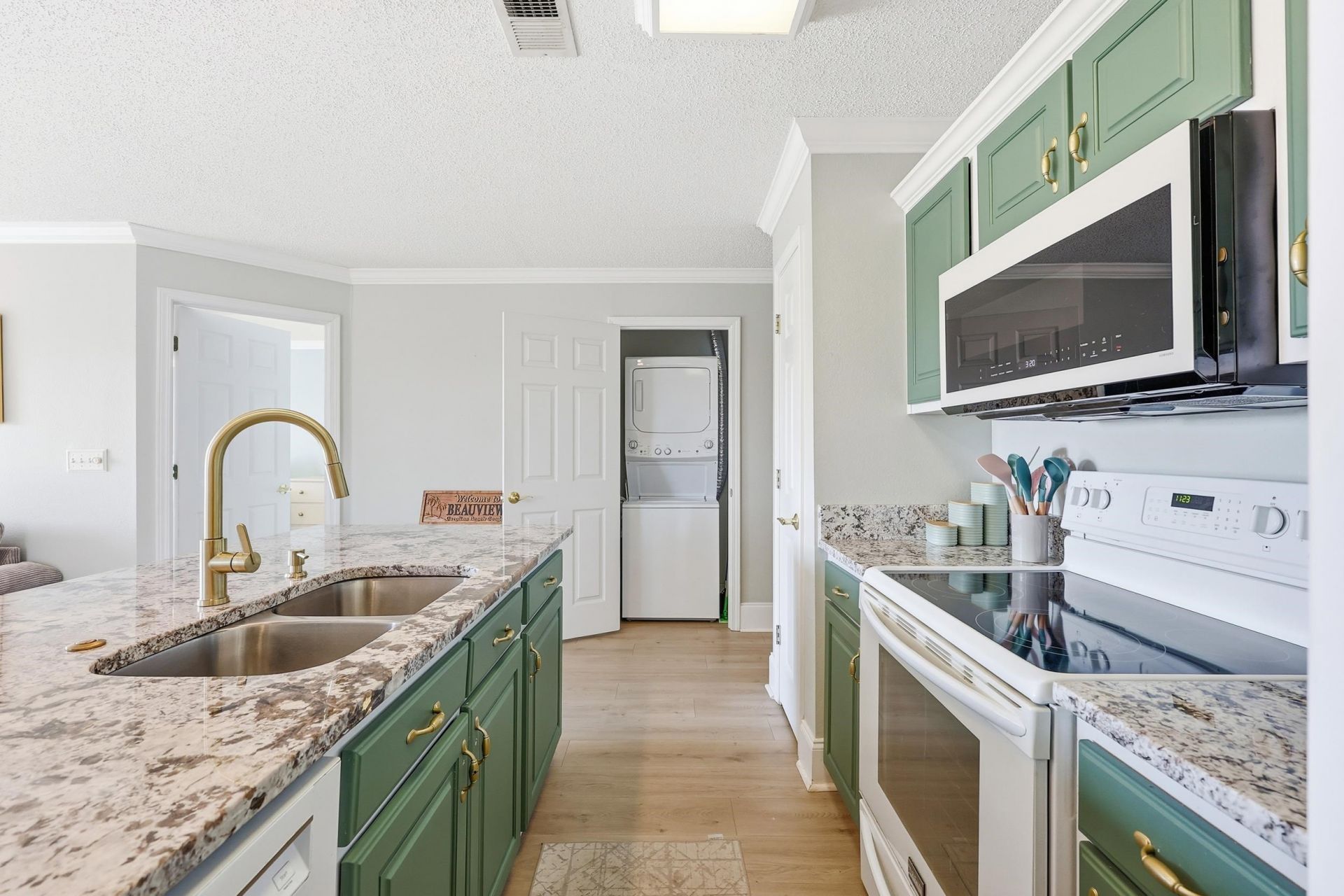 4522 N Plantation Harbour Dr. Photo 7